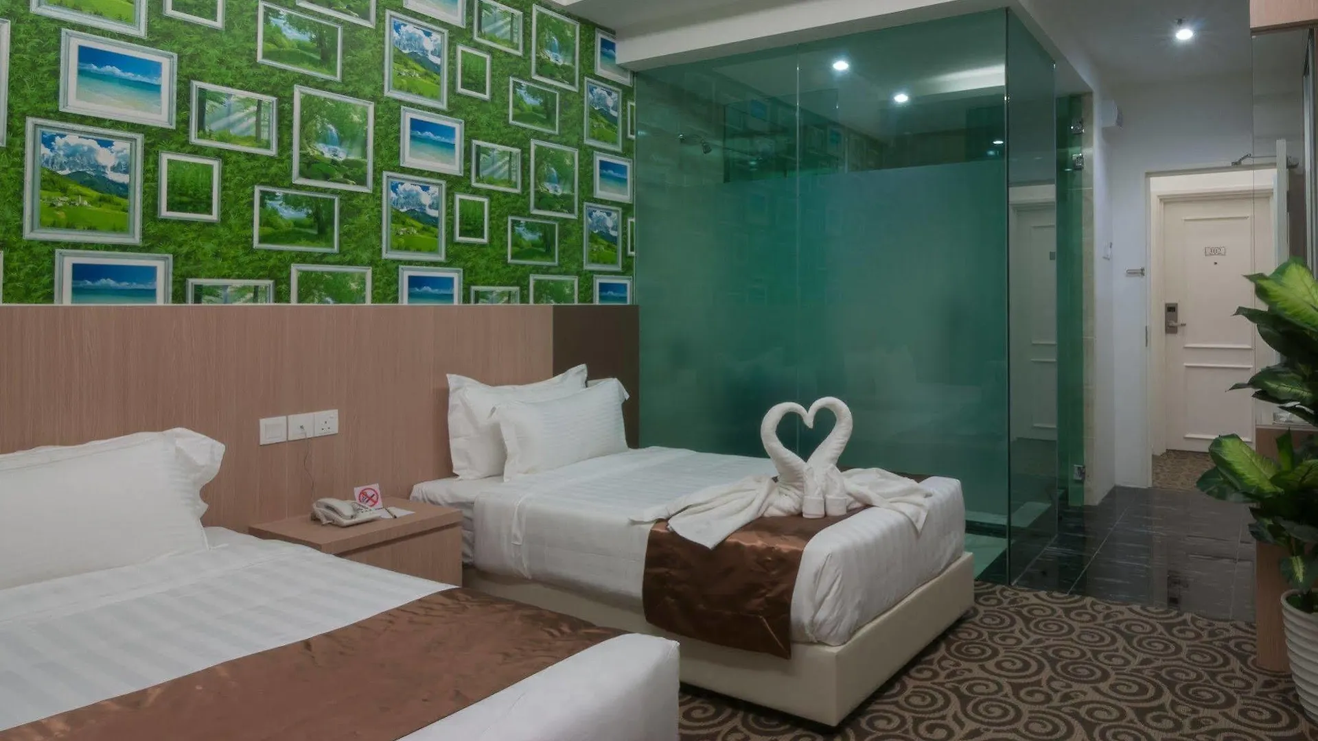 E-Red Hotel Melaka