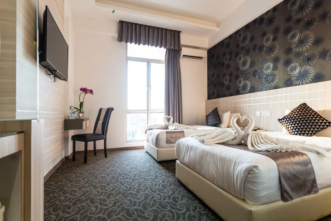 E-Red Hotel Melaka